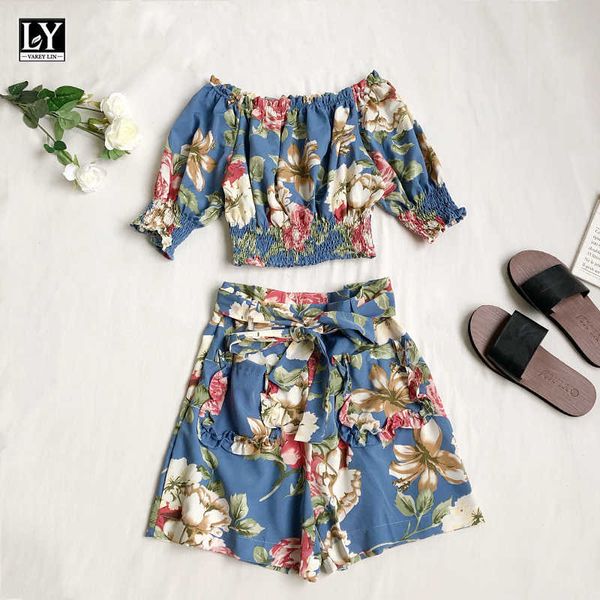

ly varey lin summer women bohemian beach style two piece set flowers short sleeve + high waist wide leg shorts 210526, White