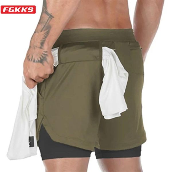 

summer men casual shorts men's slim trendy wild brand clothing fitness sports male, White;black