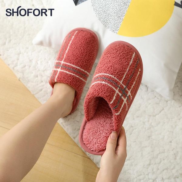 

winter furry slippers 2021 fashion slipper women, Black