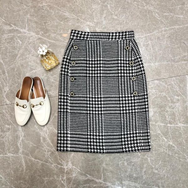 

skirts ladies 2021 fashion plaid mid-length skirt 1204, Black