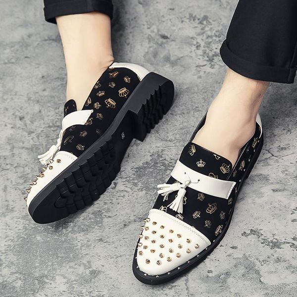 

rivet men's leather shoes retro classic men driving flat bottomed casual wedding dress punk, Black