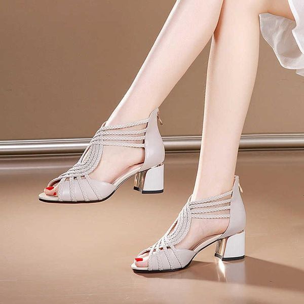 

sandals leather thick heel roman in summer 2021, Black