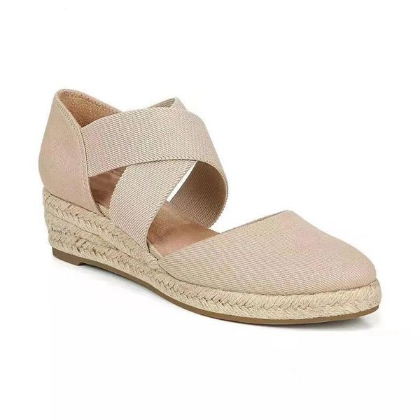 Sandali per le donne Summer 2021 Casual Wedge Shoes Shoes Shoed Toe Chiuso Tacco Chiuso Slip on Beach Footwear Sandalias