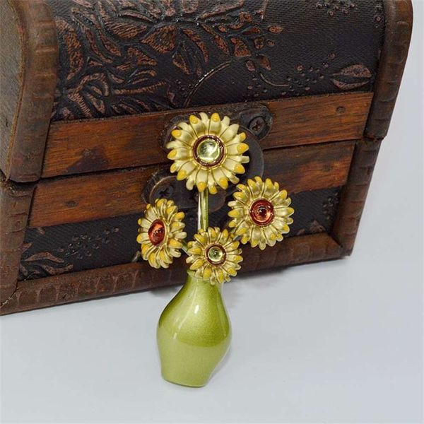 

shining decoration world qingdao jewelry japanese and korean antique vase sunflower brooch female accessories, Gray