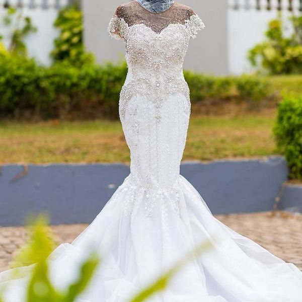 

2021 plus size arabic aso ebi mermaid luxurious vintage wedding dress sheer neck beaded crystals lace bridal dresses gowns zj041, White