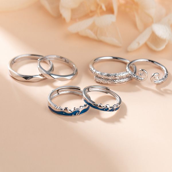

couple ring in sterling silver a pair of men and women open mouth to adjust valentine's day gift for their girlfriends