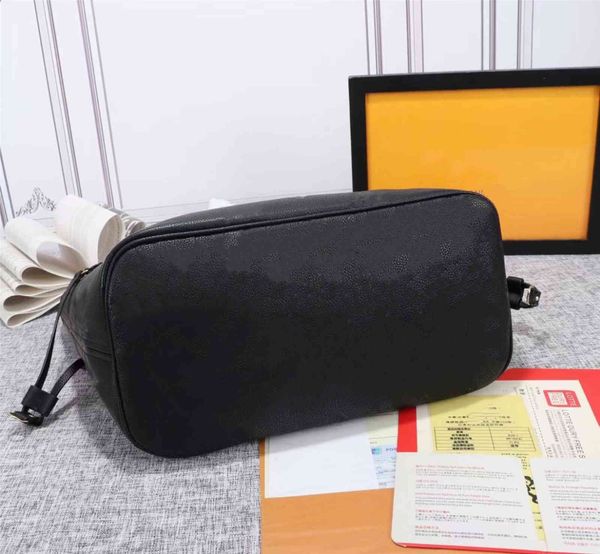 

evening bags women luxurys designers 2021 original old flower oversize tote wholesale patent leather handbags imitation brand clas