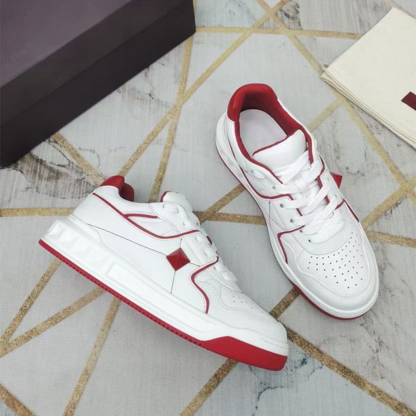 

2021 v designer flat rivet casual shoes man woman white board colours joint vitality sunshine school style fashion boy girl comfortable ease, Black