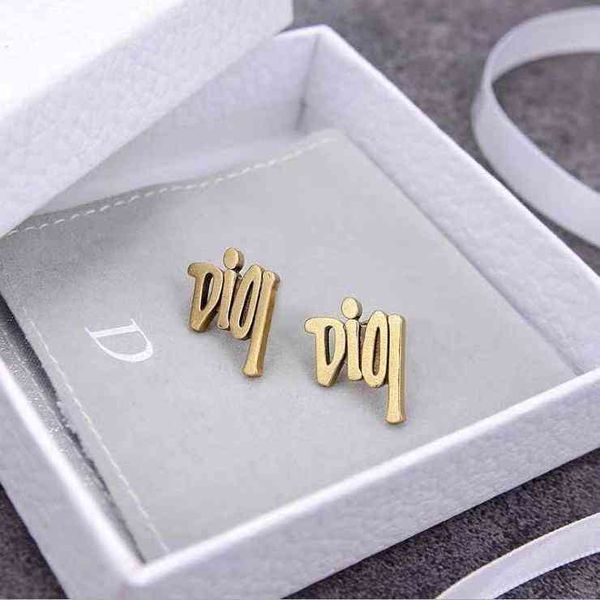 

factory specials aa 2021 fashion style old letter 925 silver needle non diamond earrings, Golden