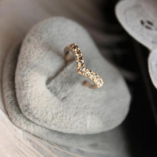 

cluster rings unique design ring concise simple style rhinestone crystal v-shaped tail, Golden;silver