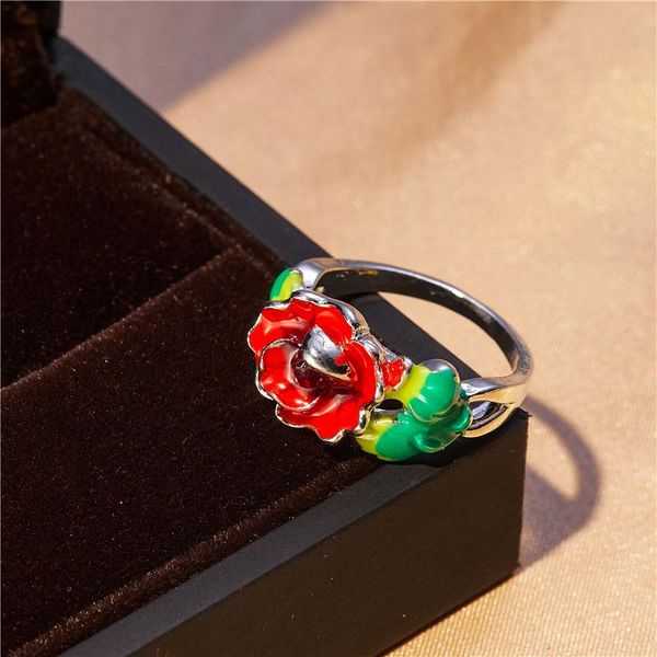 

wedding rings fashion simple red flower green leaf luxury beautiful ring female romantic jewelry valentine's day gift wholesale, Slivery;golden