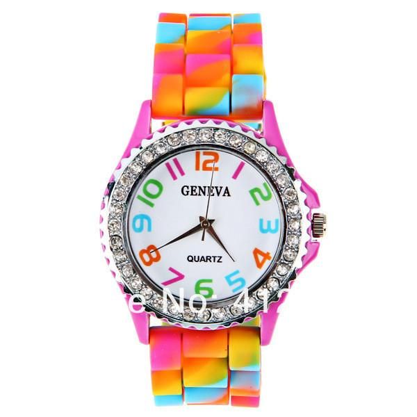 ! Genf Regenbogen Kristall Strass Uhr Silikon Jelly Link Band Damen Frauen Uhr Armbanduhren