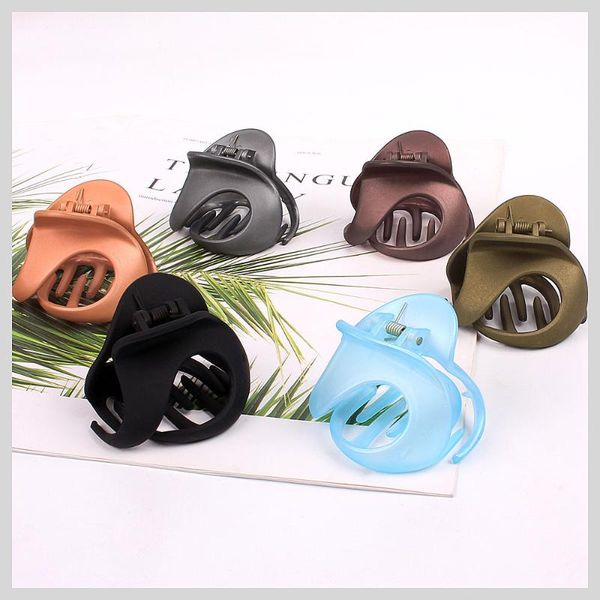 

hair accessories headdress claw clip 6 cm with toothed frosted snail gripping strange hand, Slivery;white
