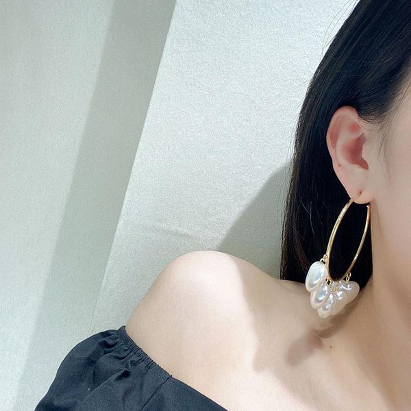 

hoop & huggie charming white color pearl heart hanging earring for women gold alloy large circle love earrings wedding jewellery, Golden;silver