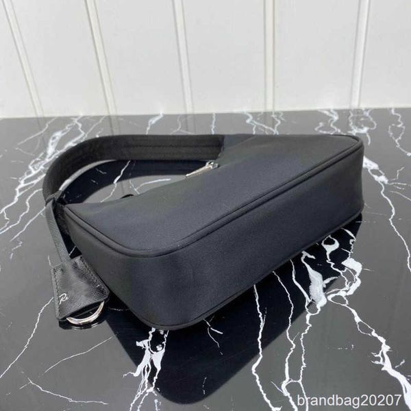 

wholesale canvas hobo for women shoulder bag for women chest pack lady tote chains handbags presbyopic purse messenger bag handbags canvas