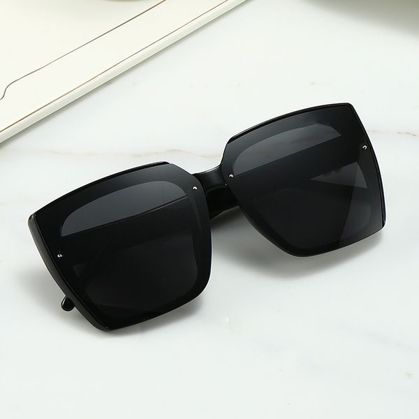 

2021 luxury brands women sunglasses fashion classic trend mens sunglasses classic attitude sunglasses for menwomen square frame with box, White;black