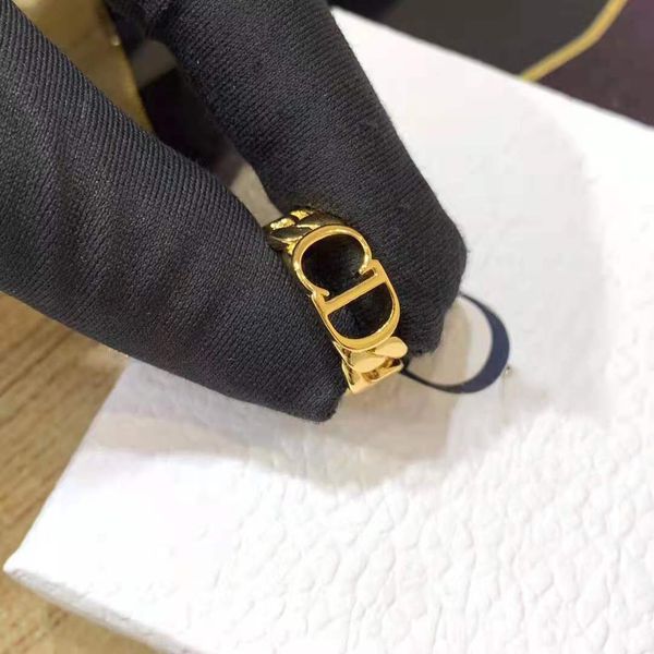 

women's website red temperament 2021 new letter earrings for girlfriend, Silver