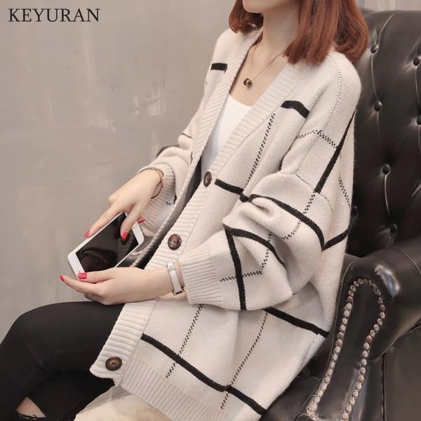 Suéteres femininos Mulheres de manga comprida Cardigan Sweater com botões Ladies Autumn Winter 2021 Cashmere Coat XXXL L2572