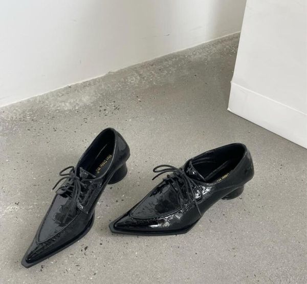

dress shoes 2021 spring/ autumn patent leather high heels fashion pointed toe chunky pump streetwear sneakers, Black