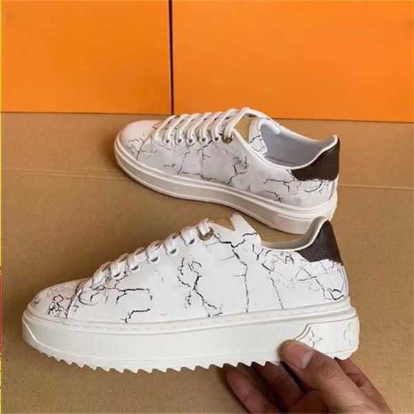 

shoes casual quality embossing 2021 brand new men fashion sneakers leather sport running 34-45 cowhide outdoor women uapah, Black