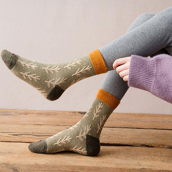 

socks & hosiery 5 pairs women cotton harajuku casual for ladies winter warm cute color matching set pack lot gifts crew, Black;white