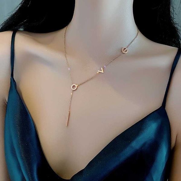 

pendant necklaces 2021 fashion love titanium steel non-fading rose gold cold wind simple and fresh temperament for women's clavicle nec, Silver