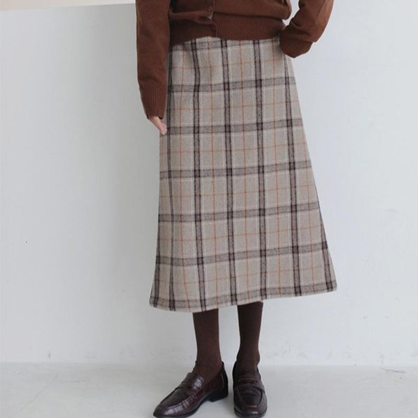 

skirts mevgo 2021 autumn winter plaid stripe vintage skirt woman thickened split england wool blend retro ladies hd2614, Black