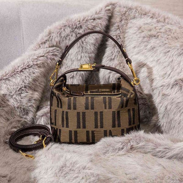 

small bag new fashion leisure mini portable lunch box single shoulder diagonal span