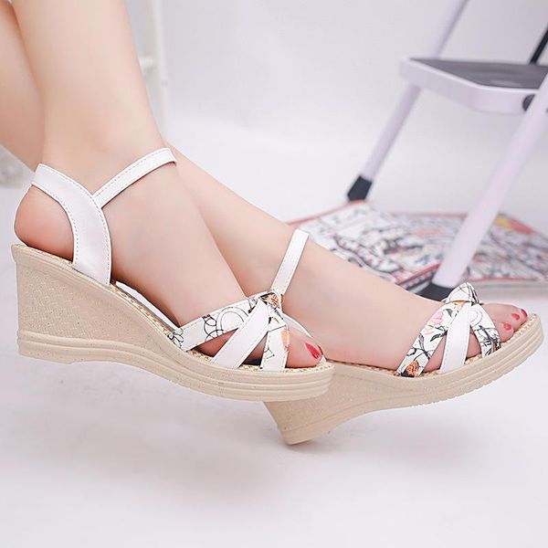 

dress shoes 2021 summer women sweet buckle round toe platform womens slanted heel sandals student high heels daily folk mom, Black