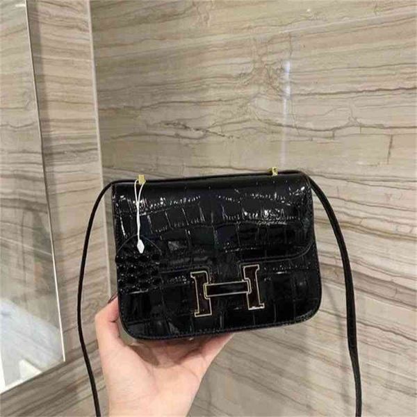 

new kangkang h family new women's stewardess wanghong recommends the same alligator star lock bag crossbody bag ysj