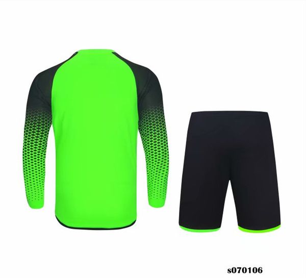 

070 long sleeved goalkeeper shirt customized service diy soccer jersey kit breathable custom personalized services school team any clu, Black;yellow