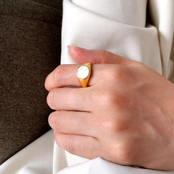

peri'sbox minimalist wide round natural shell rings gold color open finger ring fashion trendy statement for women jewelry cluster, Golden;silver