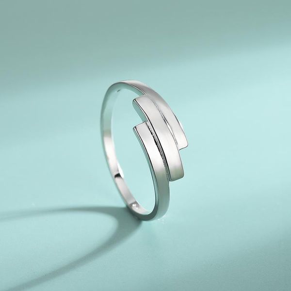 

cluster rings korean version of simple glossy diamond-shaped ring female s925 sterling silver fashion hand jewelry manufacturers direct sale, Golden;silver