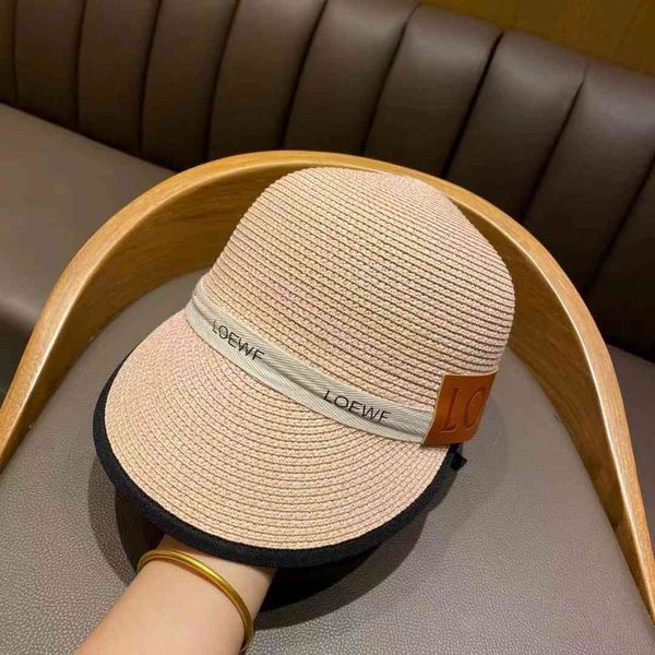 

british equestrian summer vacation sun protection duck tongue straw hat girl, Black;white