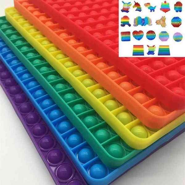 

30 300 large rodent control pioneer children's finger pressing desk40 * 400 game board toy gobang