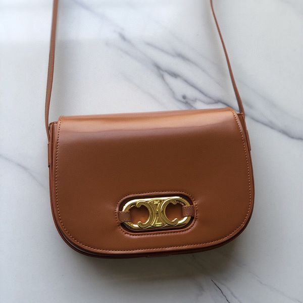 

summer single shoulder messenger bag versatile flip saddle women's bag