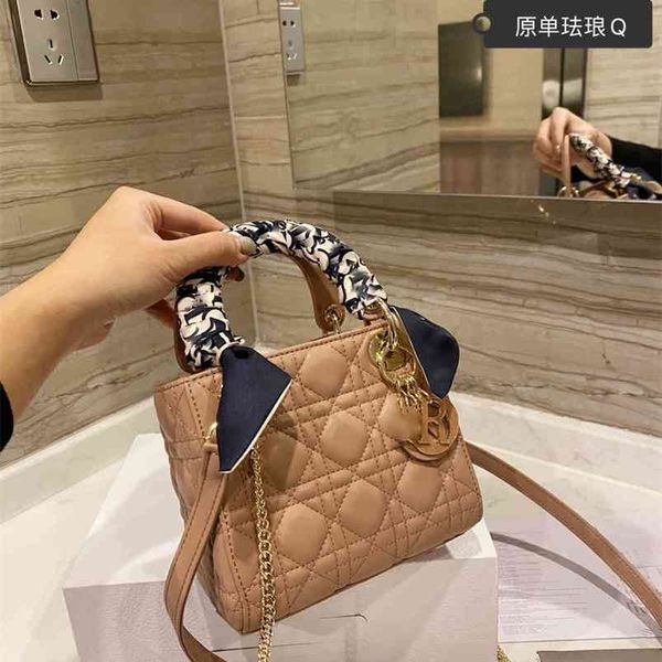 

christian 2021 d franc letter pendant three lattice princess version sheepskin lady style women's messenger yw designer handbag bags aj