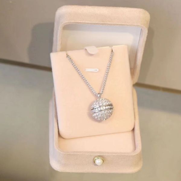 

factory outlet christmas decoration designer necklace jewelry woman long chain sweater chains diamond studded pendant ba