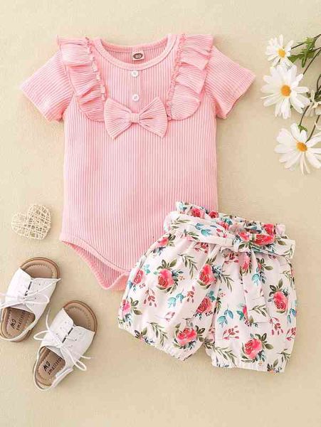 

baby ruffle trim bow bodysuit & floral print belted shorts she, White