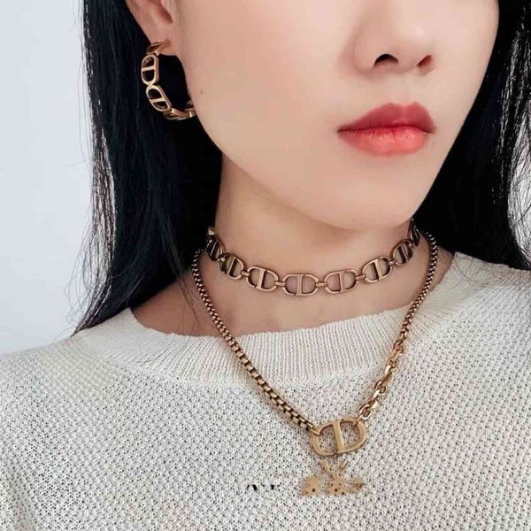

70% off luxury jewelry brass make old personality letter circle earring dijia same bracelet, Golden;silver
