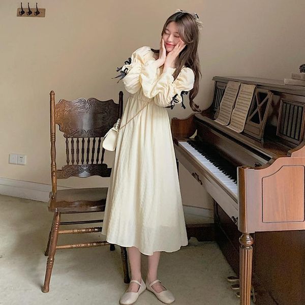 

casual dresses long sleeved dress women's early spring and autumn 2021 french retro design sense small temperament, Black;gray