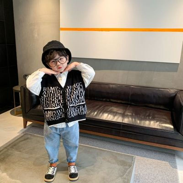 

boys sweater vest 2022 new male baby v-neck vest middle and small children knitting childrens cardigan fashion trend, Blue
