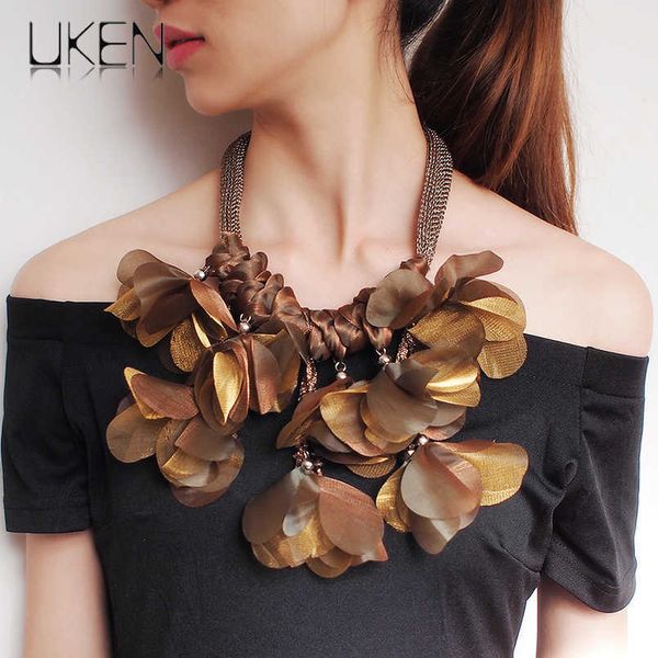 

big flower chokers necklaces women crystal beads statement pendant necklace wedding party jewelry accessories uken, Silver