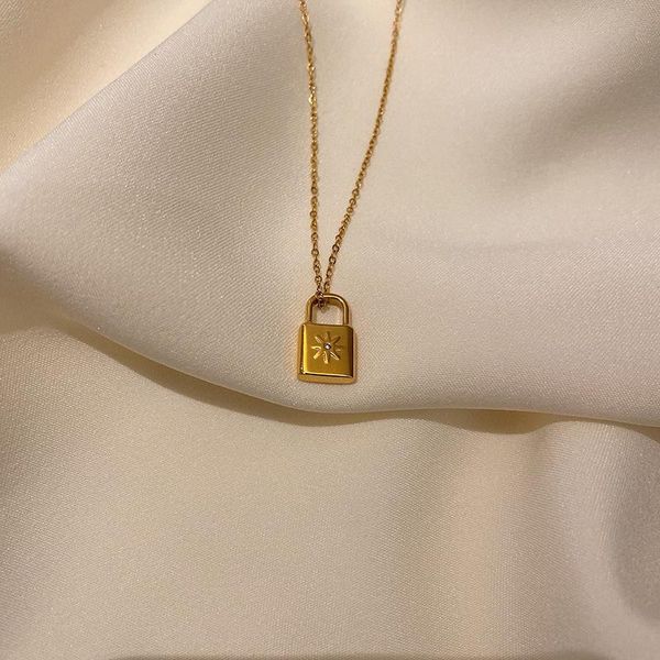 

chains 2021 fashion 18k gold plated stainless steel north star padlock lock pendant necklace for women girl trendy jewelry gift, Silver