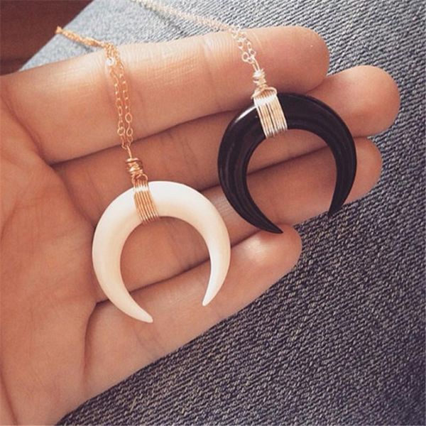 

pendant necklaces 2021 women vintage resin big horn shaped crescent moon choker necklace with chain statement boho boheimian jewelry gift, Silver