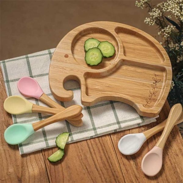 

1pc bamboo wooden dinnerware baby feeding accessories cartoon animals elephant dinner plate with sucker products gifts 220118