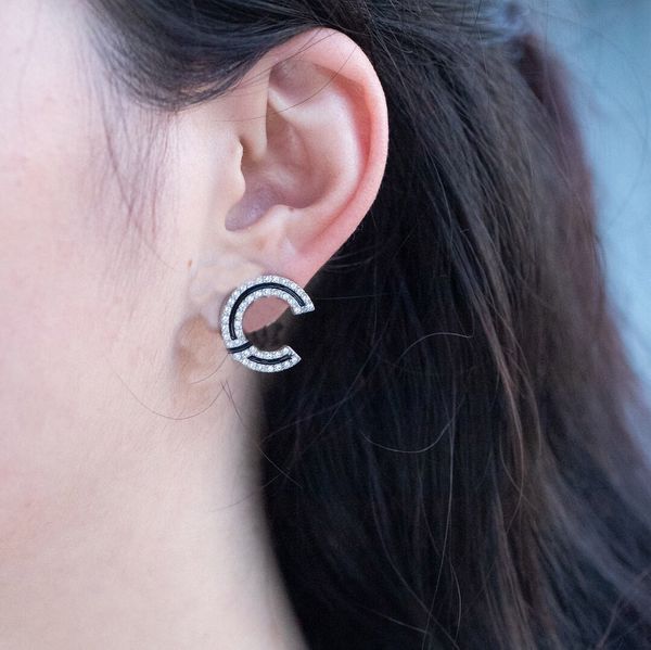 

charm stud earring with damond and black color enamel for women wedding jewelry gift have box stamp ps4257, Golden