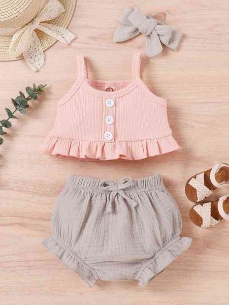 

baby fake button ruffle hem cami & bow shorts & headband she, White