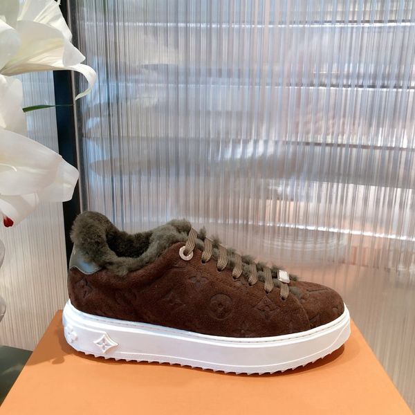 

2021 new luxury women's shoes r comfortable brand casual lace up winter padded sneakers, Red;white