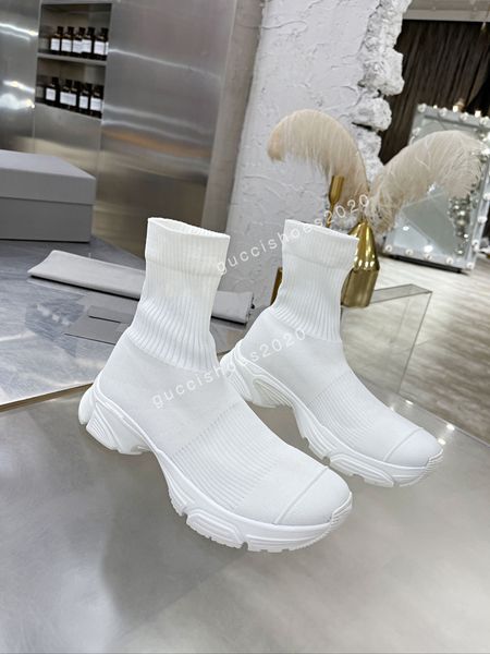 

2022 designer boots socks shoes casual paris rainbow fashion sock women men the hacker project hight increasing old dad trainers sneakers, Black;red